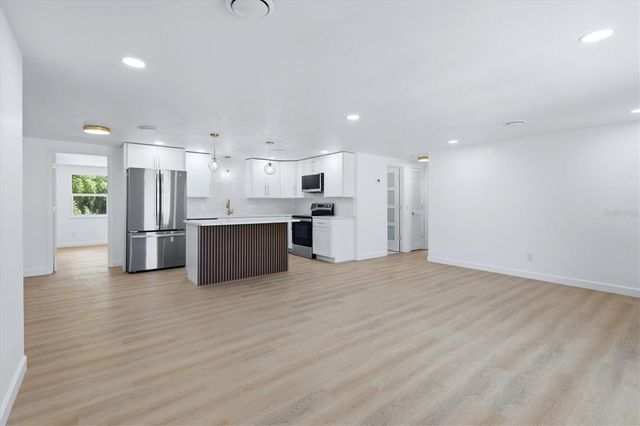 432 OLIVIA ROAD, Venice, FL 34293