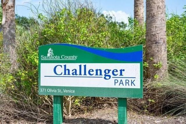 432 OLIVIA ROAD, Venice, FL 34293