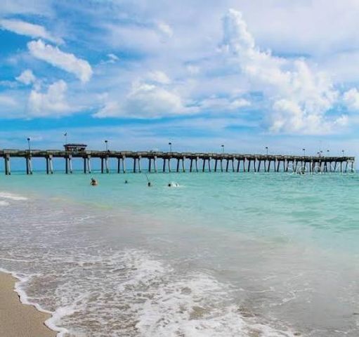 432 OLIVIA ROAD, Venice, FL 34293