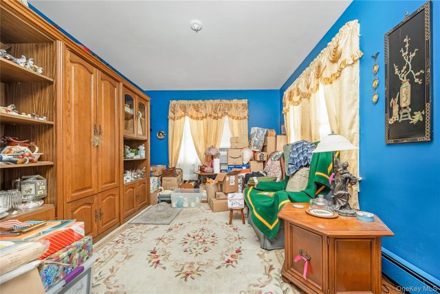 24 Bay 3rd, Islip, NY 11751