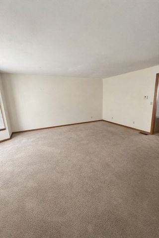 35 Whitney Street 33, Lowell, MA 01850