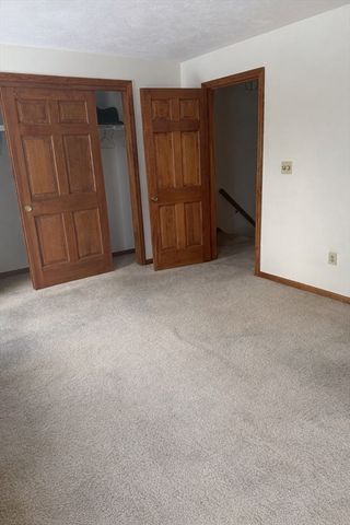 35 Whitney Street 33, Lowell, MA 01850