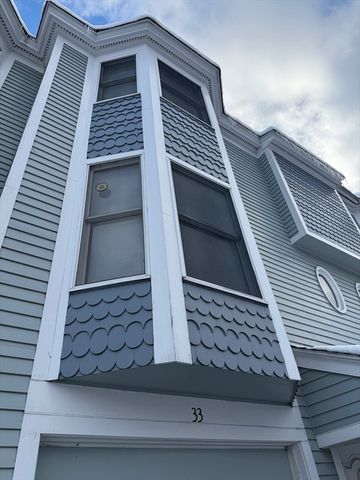 35 Whitney Street 33, Lowell, MA 01850