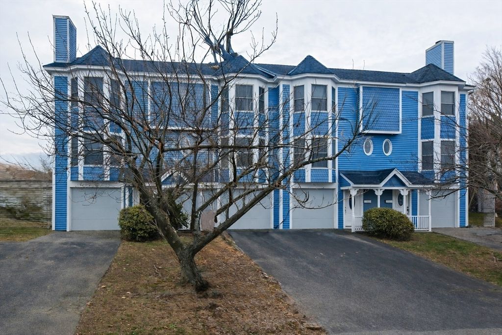 35 Whitney Street 33, Lowell, MA 01850