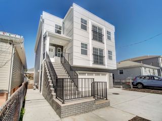 429 Niles St, Elizabeth City, NJ 07202