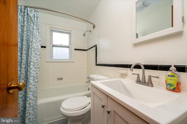 9737 52ND AVE, College Park, MD 20740