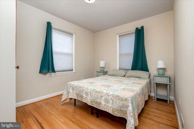 9737 52ND AVE, College Park, MD 20740