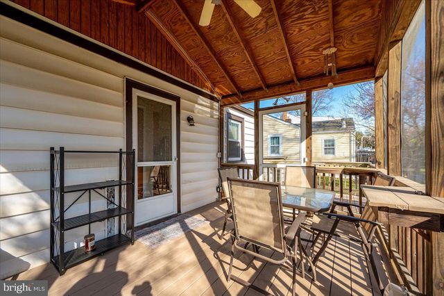 9737 52ND AVE, College Park, MD 20740