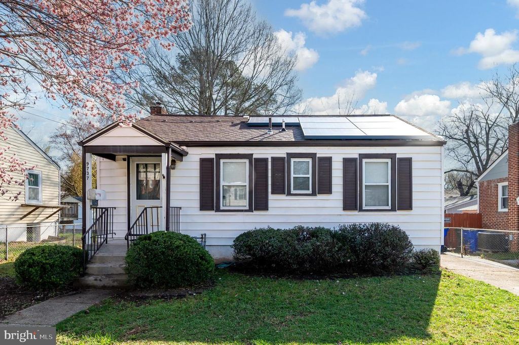 9737 52ND AVE, College Park, MD 20740