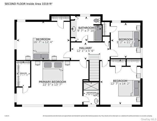 8 Blueberry Lane, Oyster Bay, NY 11771