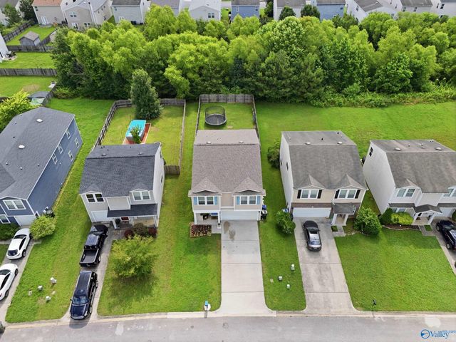 111 Blackwell Court, Owens Cross Roads, AL 35763