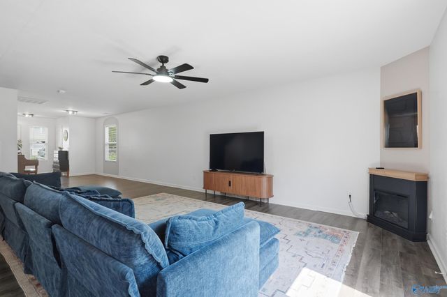 111 Blackwell Court, Owens Cross Roads, AL 35763