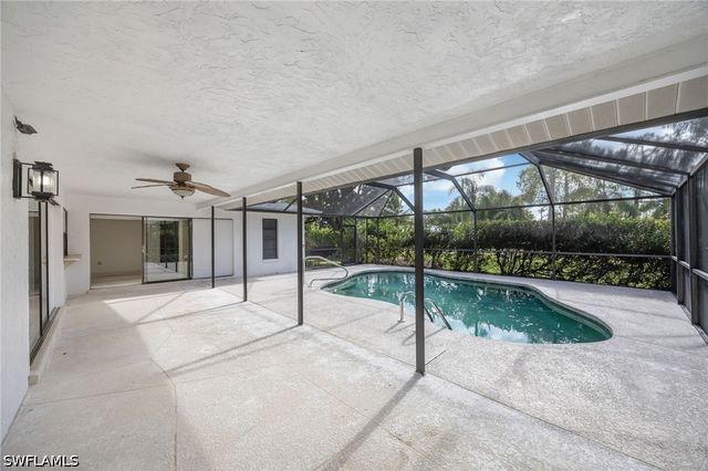 25548 Fenner CIR, Bonita Springs, FL 34135