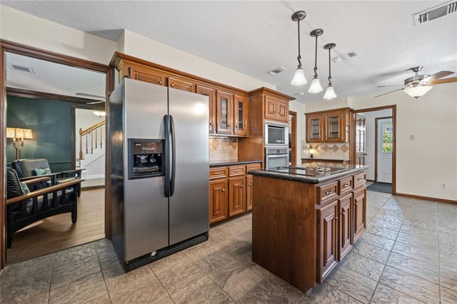 3207 Blackcastle Drive, Houston, TX 77068