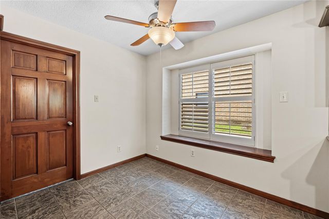 3207 Blackcastle Drive, Houston, TX 77068