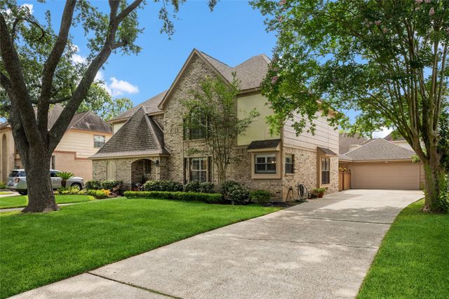 3207 Blackcastle Drive, Houston, TX 77068