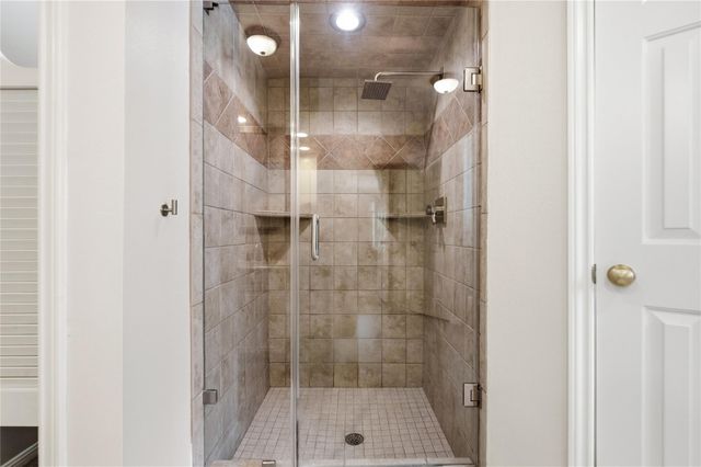 3207 Blackcastle Drive, Houston, TX 77068
