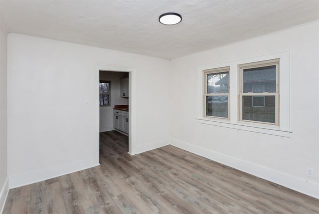 3301 Columbia Street, Des Moines, IA 50313