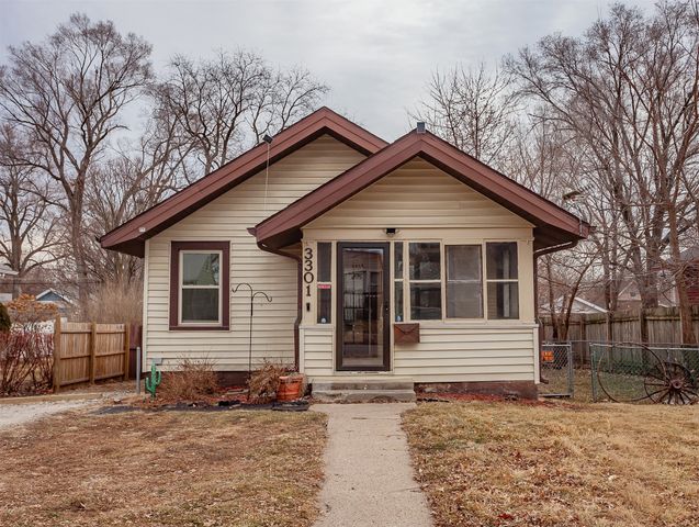 3301 Columbia Street, Des Moines, IA 50313