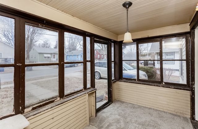 3301 Columbia Street, Des Moines, IA 50313