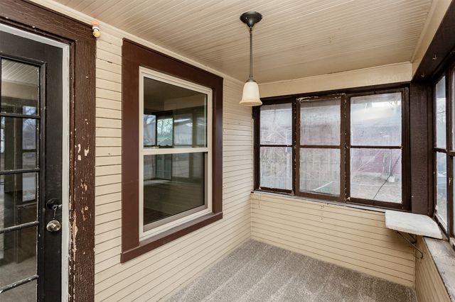 3301 Columbia Street, Des Moines, IA 50313