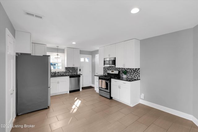 1804 Radnor Ave, Louisville, KY 40205