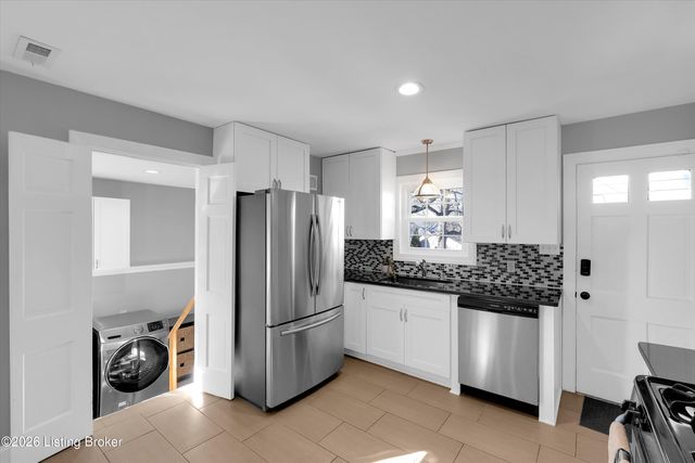 1804 Radnor Ave, Louisville, KY 40205