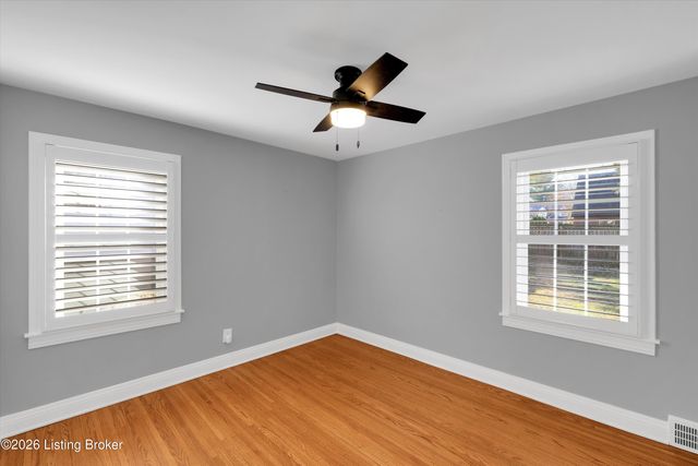 1804 Radnor Ave, Louisville, KY 40205