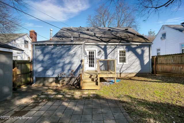 1804 Radnor Ave, Louisville, KY 40205