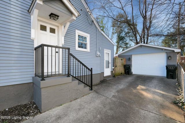 1804 Radnor Ave, Louisville, KY 40205