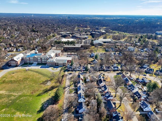 1804 Radnor Ave, Louisville, KY 40205