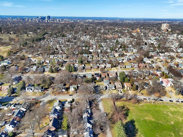 1804 Radnor Ave, Louisville, KY 40205