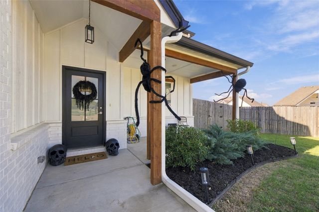 10216 S 230th East Avenue, Broken Arrow, OK 74014