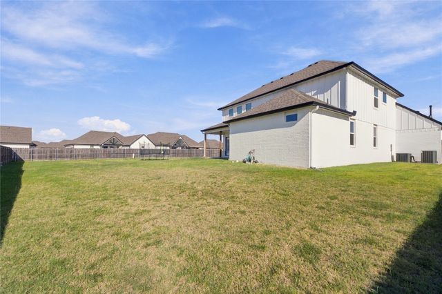 10216 S 230th East Avenue, Broken Arrow, OK 74014
