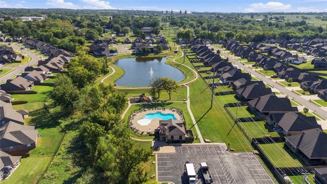 10216 S 230th East Avenue, Broken Arrow, OK 74014