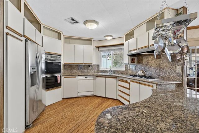 23820 Ironwood Ave 176, Moreno Valley, CA 92557