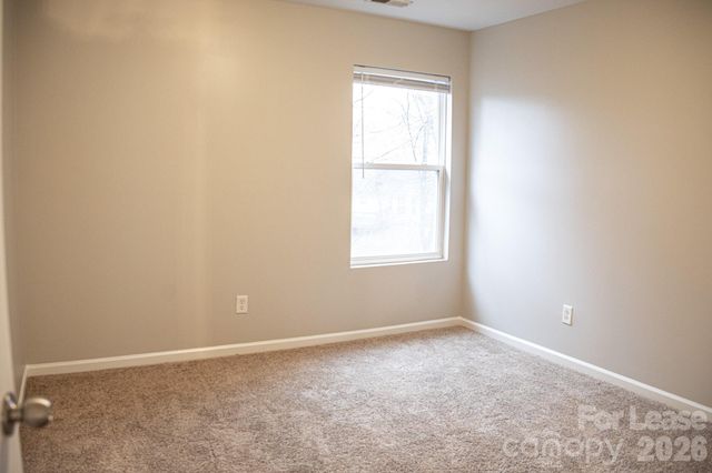 9315 Macquarie Lane, Charlotte, NC 28227