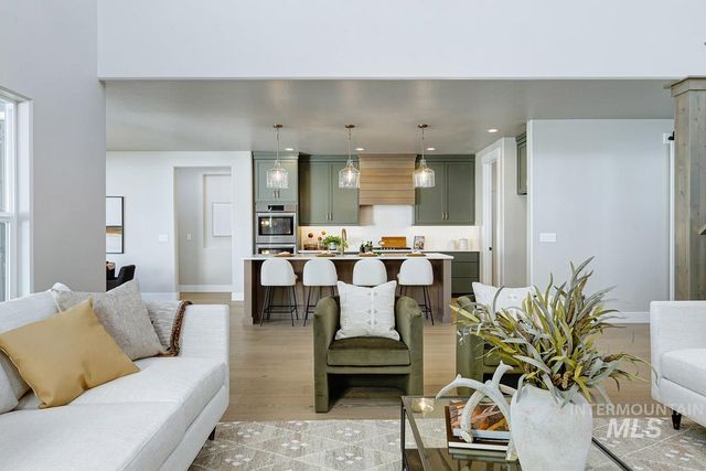 6792 Saddle Bred Way, Star, ID 83669