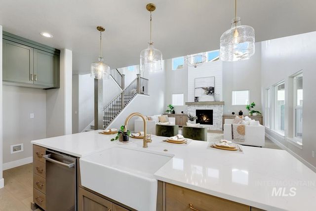 6792 Saddle Bred Way, Star, ID 83669