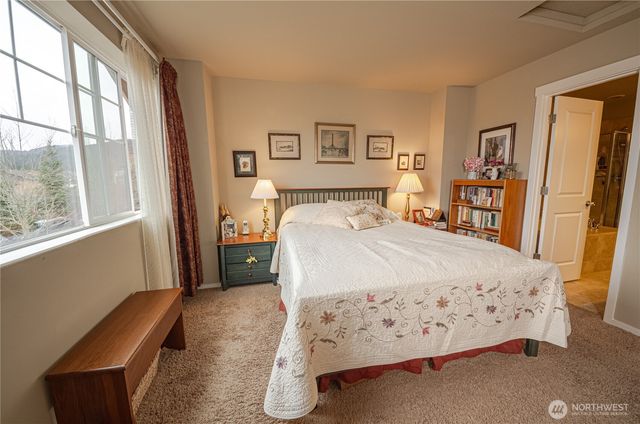 9101 Merritt Avenue SE, Snoqualmie, WA 98065