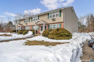 1789 Foxon Road APT 5D, North Branford, CT 06471