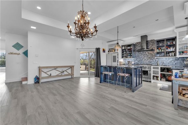 1611 W Backus Avenue, Springdale, AR 72762