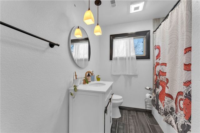 1611 W Backus Avenue, Springdale, AR 72762