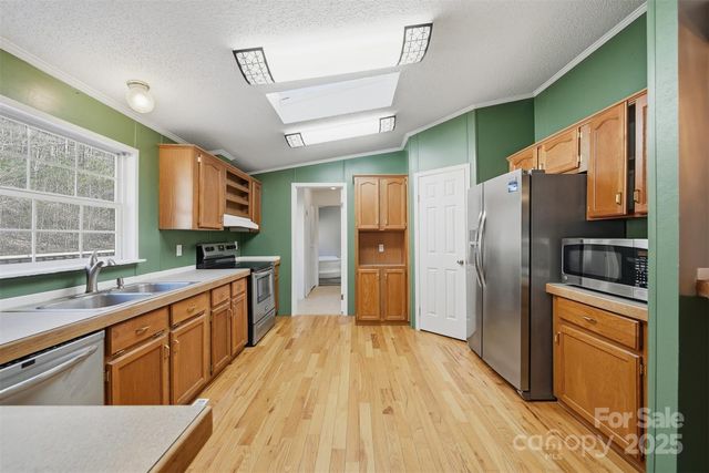 3066 Hartley Kincaid Place, Lenoir, NC 28645