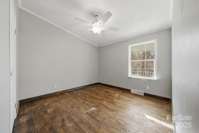 3066 Hartley Kincaid Place, Lenoir, NC 28645