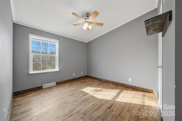 3066 Hartley Kincaid Place, Lenoir, NC 28645