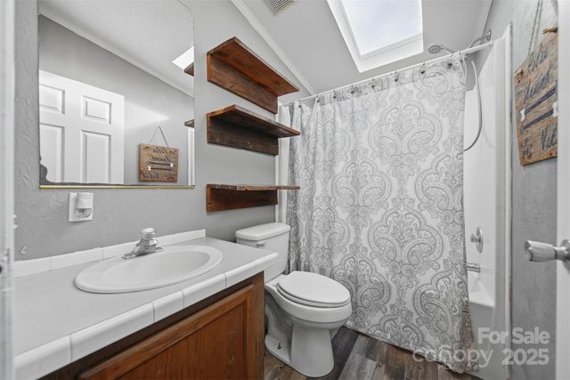 3066 Hartley Kincaid Place, Lenoir, NC 28645