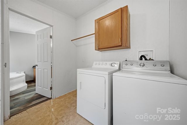 3066 Hartley Kincaid Place, Lenoir, NC 28645