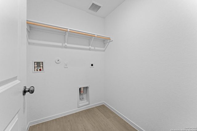 106 Ellendale Place, Fredericksburg, TX 78624