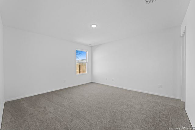 106 Ellendale Place, Fredericksburg, TX 78624